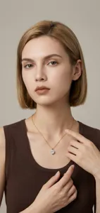 Elegante collana con ciondolo in moissanite a sei griffe da donna, classica catenina in argento.