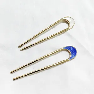 Élégante épingle à cheveux en U double broche accessoire coiffure pour femme élégante.