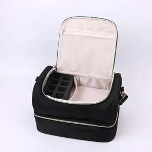 Sac de rangement de maquillage double couche portable avec fentes en mousse et poche filet.