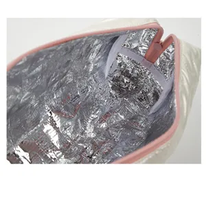 Borsa di stoccaggio portatile resistente al calore per strumenti per capelli in viaggio.