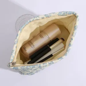 Korean style floral quilted cosmetic bag with zipper large capacity makeup storage pouch