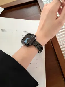 Cinturino per orologio in acciaio inossidabile nero lucido compatibile con smartwatch.