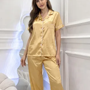 Ensemble Pyjama Satin Femme Manches Courtes Revers Boutons Vêtement de Nuit Élégant