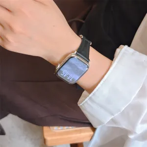 Bracelet de montre en cuir noir véritable élégant et compatible avec les montres connectées.