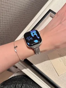 Bracelet de montre en strass zircon compatible avec Apple Watch Ultra 10 9 8