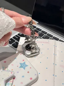 Bracelet de montre en métal étoile zircon photo de détail compatible avec Apple Watch accessoire