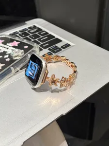 Bracelet de montre en métal et zircon avec étoiles rotatives compatible Apple Watch