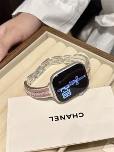 Cinturino per orologio in metallo scamosciato zircone coreano compatibile Apple Watch elegante.
