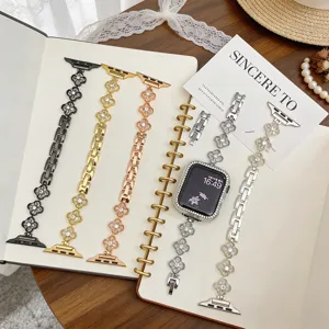 Cinturino per orologio in metallo trifoglio compatibile con Apple Watch strass lusso