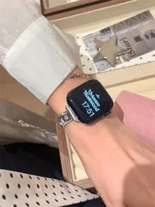 Strass Metall Uhrenarmband kompatibel mit Apple Watch, Sternen-Anhänger stilvolles Armband.
