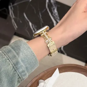Elegantes Perlen und Krokodil Muster Metall Uhrenarmband kompatibel mit Apple Watch