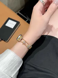 Glänzendes Stern Strass Metall Uhrenarmband Ersatz Detail für Apple Watch 10 9 SE 8 7