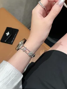 Glänzendes Stern Strass Metall Uhrenarmband kompatibel mit Smartwatch, elegantes Armband.