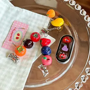 Cinturino per orologio con perline di frutta in resina fatto a mano compatibile con smartband.