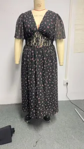 Floral print V-neck lace patchwork short sleeve plus size dress detail view and fabric