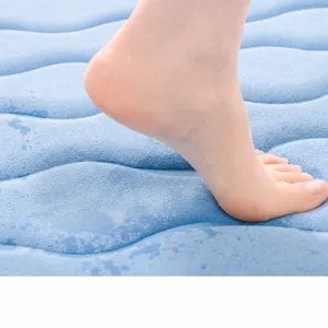 Minimalist embossed bathroom bath mat, soft memory foam non-slip floor mat for home use