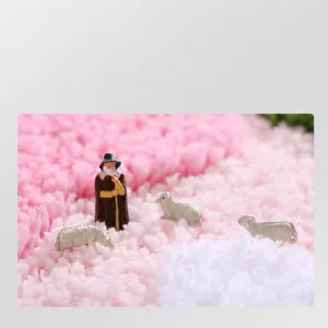 Bonita alfombra de baño absorbente rosa y blanca con textura suave, alfombra antideslizante para casa.