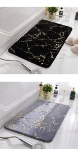 Tappeto da bagno in morbida pelliccia sintetica con elegante motivo marmo oro, antiscivolo.