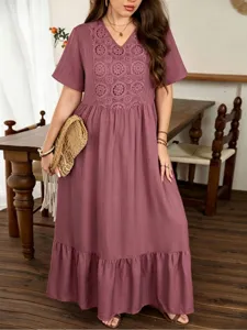 Plus size floral lace patchwork short sleeve tiered hem midi dress for women daily wear