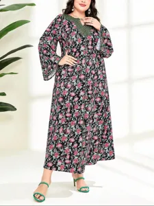 Plus size floral long sleeve maxi dress with lace trim detail for elegant daily wear.