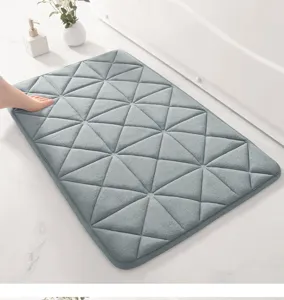 Graue geometrische geprägte Memory-Foam Badematte, weicher Plüsch rutschfester Teppich.