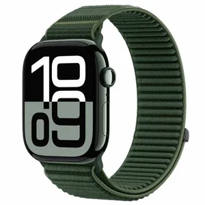 Vista ravvicinata dettagliata del cinturino intrecciato verde con trama fine e connettore.