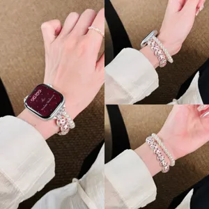 Bracelet de montre en perles double rangee compatible with Apple Watch S10 S11 iWatch style chic.