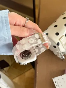 Bracelet de montre en silicone TPU transparent à pois pour accessoire de remplacement quotidien.