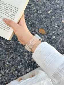 Transparente Silikon-Uhrenarmband mit Sternen, kompatibel mit Apple Smartwatch Ersatz.