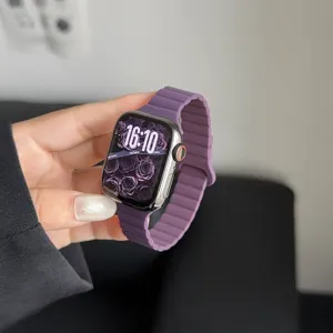 Cinturino per orologio in silicone magnetico sottile prugna compatibile con Apple Watch dispositivi