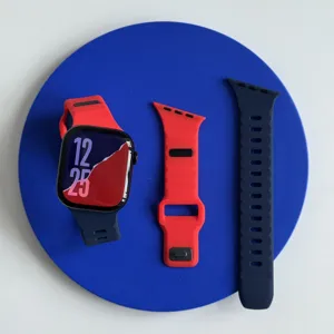 Siliconen horlogeband compatible met Apple Watch, duurzame vervangende band voor smartwatch.