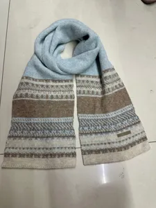 Nordischer Fair Isle Strickschal, weicher warmer Jacquard Halswärmer für Damen und Paare.