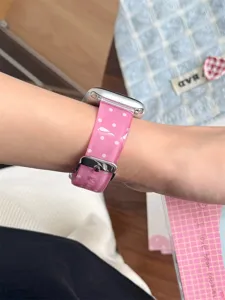 Cinturino di ricambio per smartwatch in TPU rosa a pois compatibile con Apple Watch.
