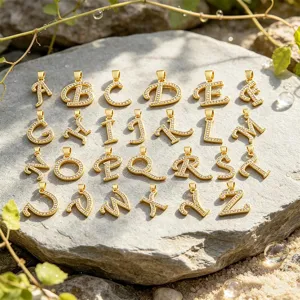 Pendentifs lettres alphabet en zircon plaqué or, breloques hip-hop A-Z pour colliers DIY.