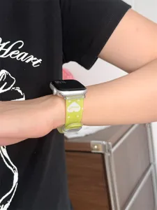 Cinturino per orologio in TPU verde trasparente con cuori bianchi e pois per Apple Watch.