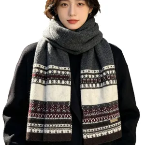 Nordischer Fair Isle Strickschal für Damen, warmer, dicker Winterschal für kalte Tage und Mode.