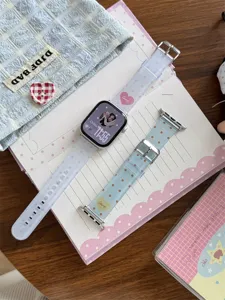 Cinturino per orologio in TPU con design a cuori e pois compatibile con Apple Watch Series 10 9 8.