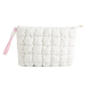 Wolk Puffer Cosmetische Tas Grote Capaciteit Draagbare Gewatteerde Make-up Pouch Reizen Toilettas Organizer Handtas voor Vrouwen