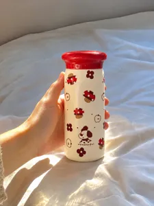 Bonito termo de bolsillo de acero inoxidable con bonito estampado de dibujos para uso portátil diario.