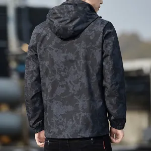 Men's camo hooded windbreaker outdoor mountaineering jacket for autumn and winter sports