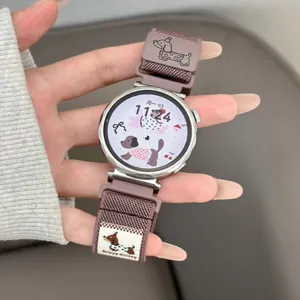 Teckel nylon gevlochten magnetische horlogeband voor smartwatch, schattig puppy ontwerp, comfortabel.