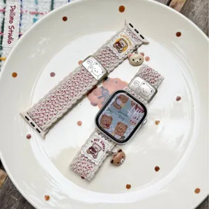 Leuke berenhanger nylon gevlochten horlogeband compatibel met Apple Watch SE