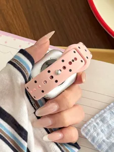 Correa de reloj de silueta de silicona con lunares rosas, foto de detalle compatible smartwatch.