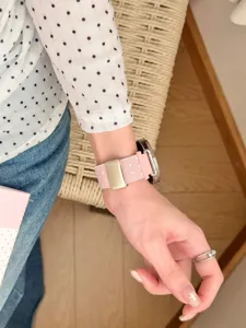 Nylon Sternen Polka Dot Armband für Apple Watch, atmungsaktives Band mit schöner Schnalle.