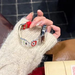 Ersatz Lederarmband mit süßem welpen anhänger für smartwatch, stilvolles zubehör.