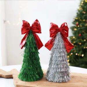 Mini Lametta Tannenbaum Set mit roter Schleife, glänzender Tischbaum für weihnachtliche Dekoration.