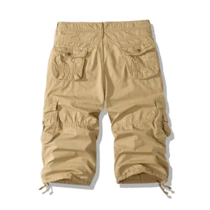 Men's casual khaki cargo shorts with multiple pockets, perfect for outdoor sports and daily wear.