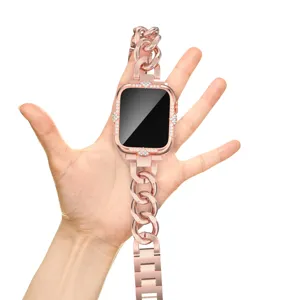 Roségold Strass Apple Watch Hülle und edles Kettenarmband, elegantes Glitzer-Zubehör.