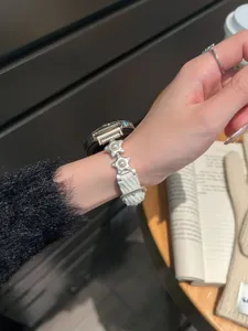 Bracelet de montre perle étoile en velours côtelé compatible Apple Watch, élégant bracelet.