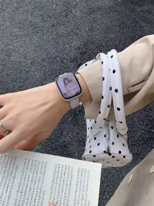 Gebreide polkadot vervangend horlogebandje compatibel met Apple Watch, stijlvol ontwerp.
